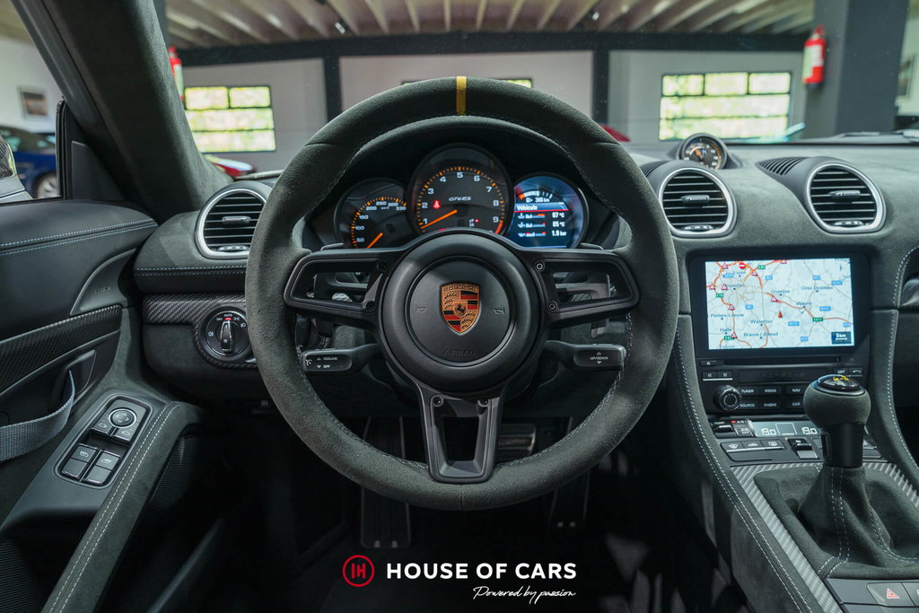 Porsche 718 Cayman GT4 RS