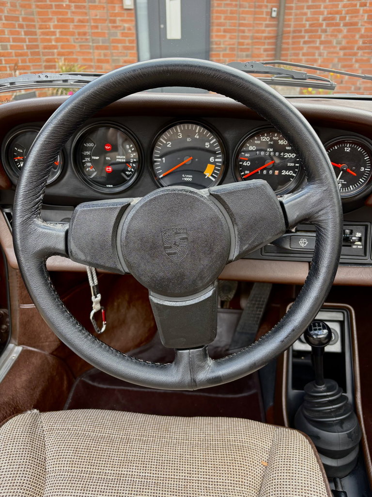Porsche 911 SC