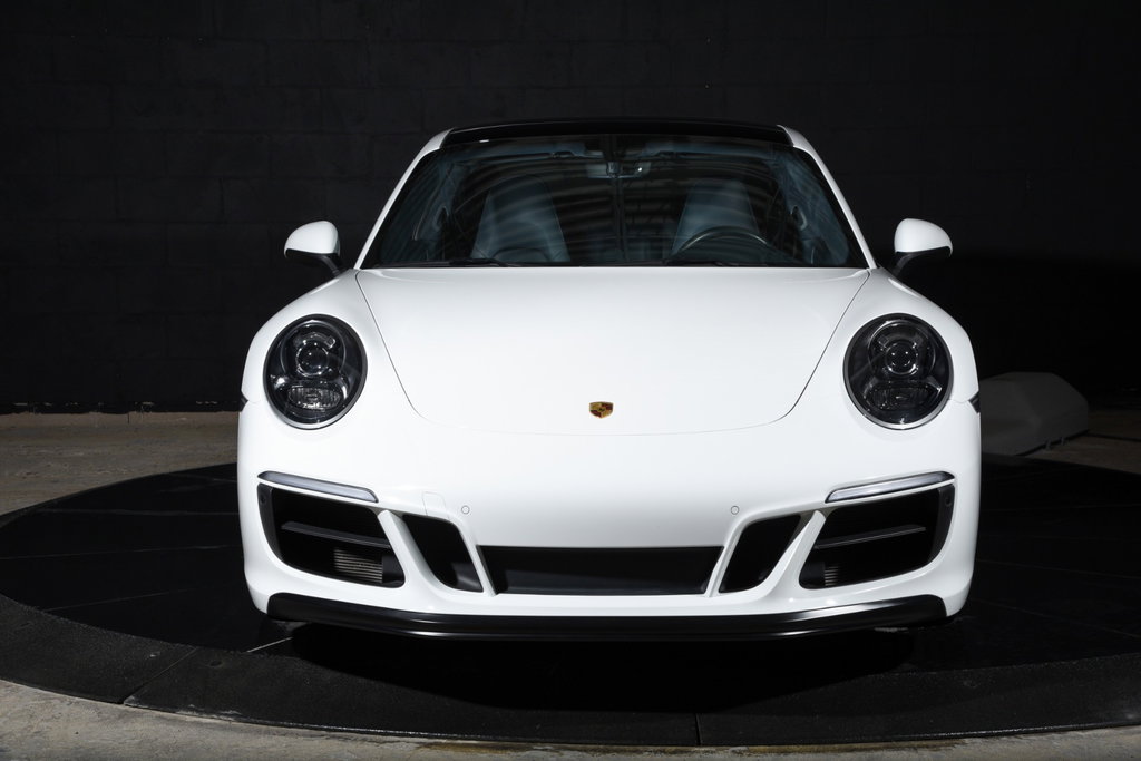 Porsche 991.2 Carrera GTS
