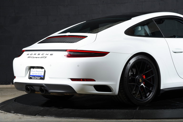 Porsche 991.2 Carrera GTS