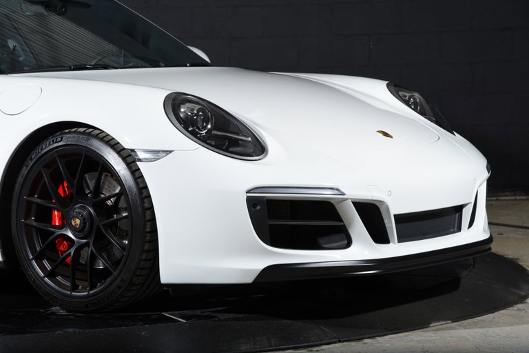 Porsche 991.2 Carrera GTS