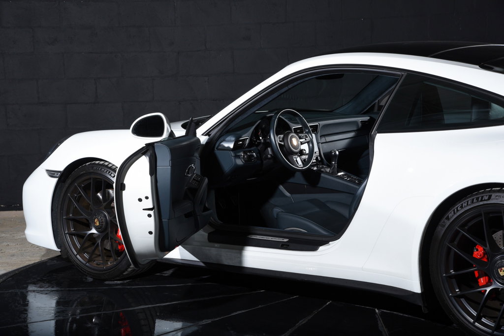 Porsche 991.2 Carrera GTS