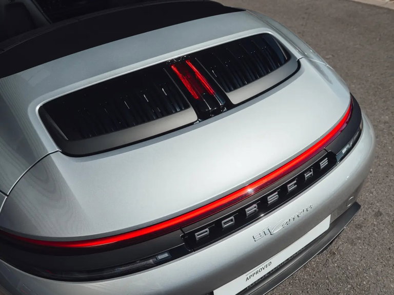 Porsche 992.2 Carrera