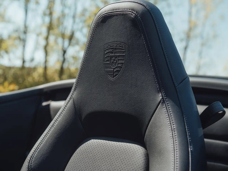 Porsche 992.2 Carrera