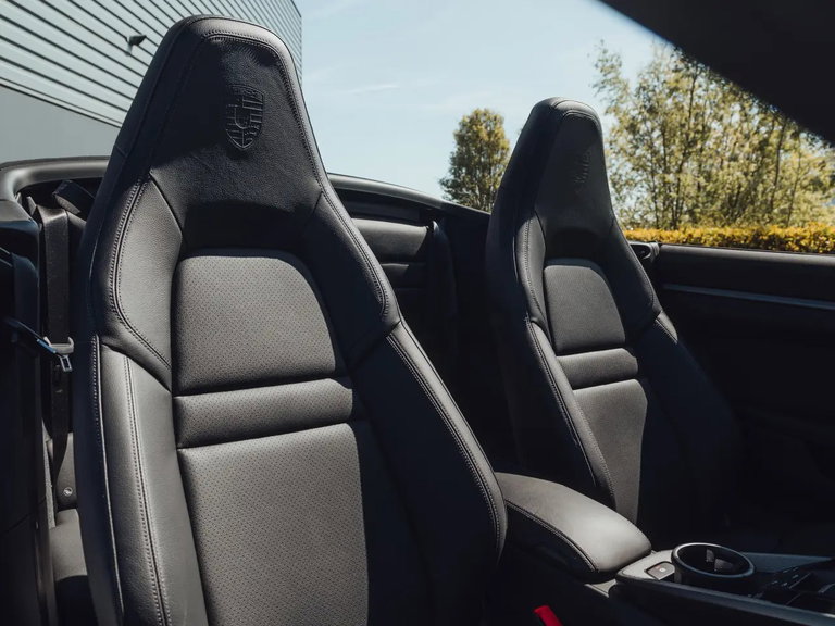 Porsche 992.2 Carrera