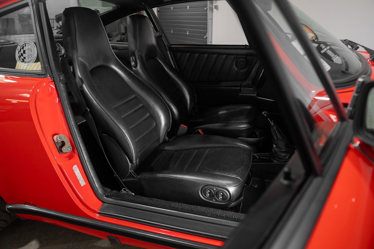 Porsche 911 Carrera 3.2