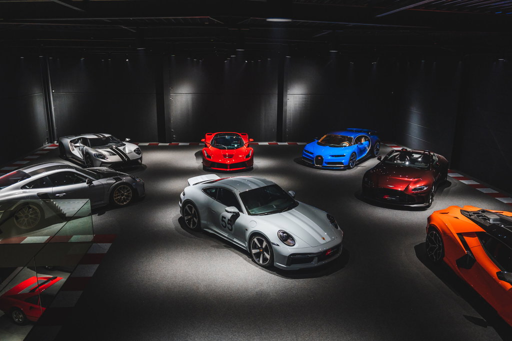 Porsche 992 Belgian Legend Edition