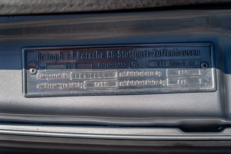 Porsche 911 S (F-Modell)