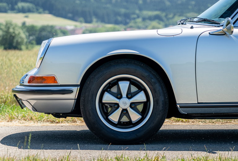 Porsche 911 S (F-Modell)
