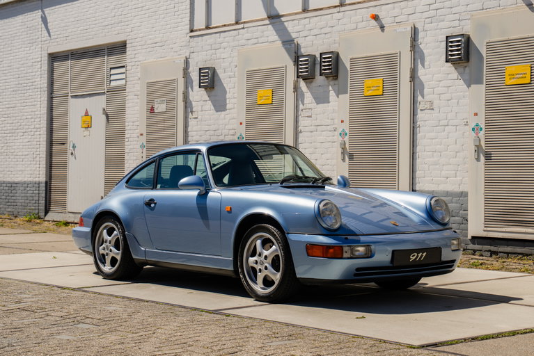 Porsche 964 Carrera 4