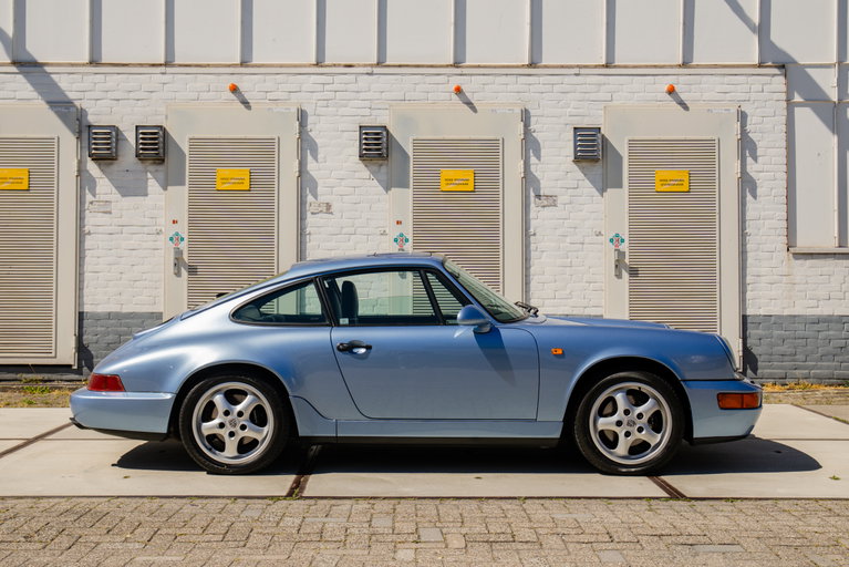 Porsche 964 Carrera 4