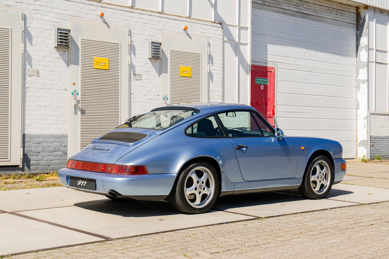 Porsche 964 Carrera 4