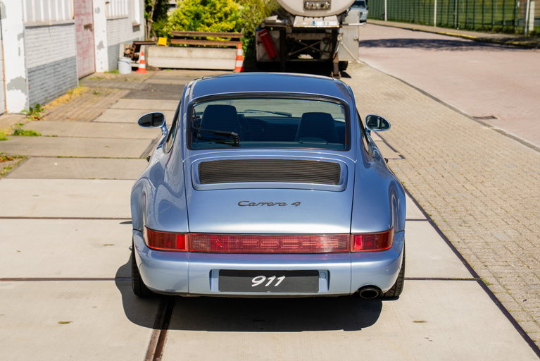Porsche 964 Carrera 4