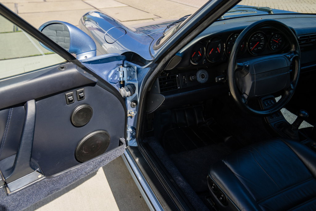 Porsche 964 Carrera 4