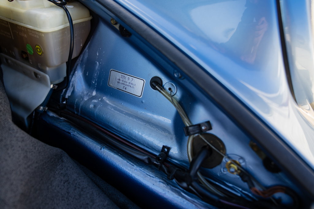 Porsche 964 Carrera 4
