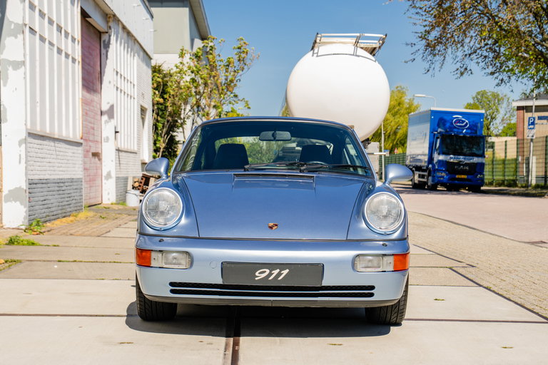 Porsche 964 Carrera 4