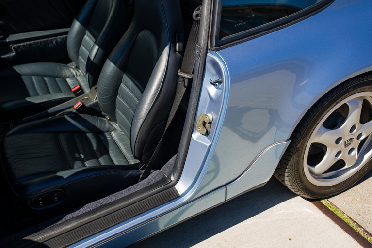Porsche 964 Carrera 4