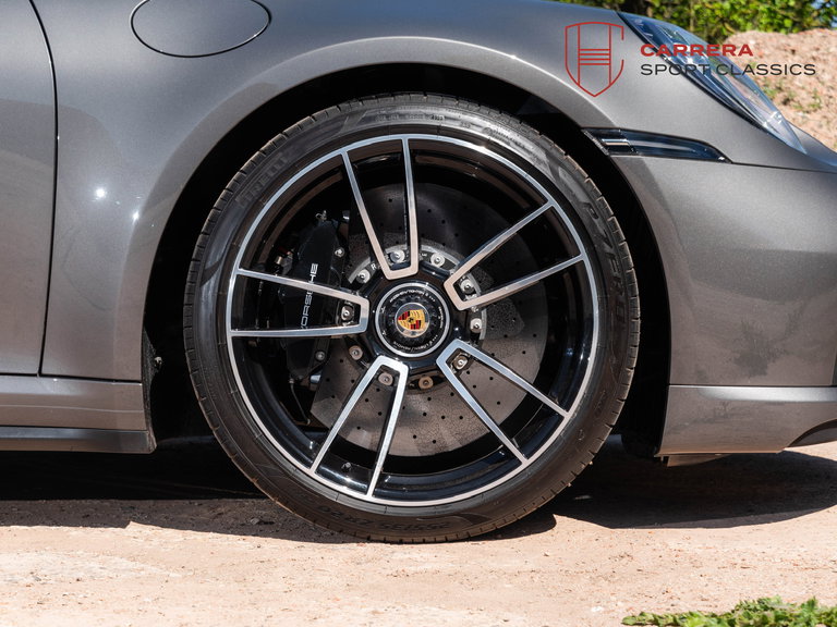 Porsche 992 Turbo S