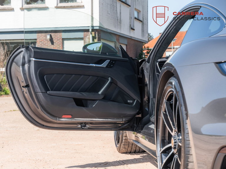 Porsche 992 Turbo S