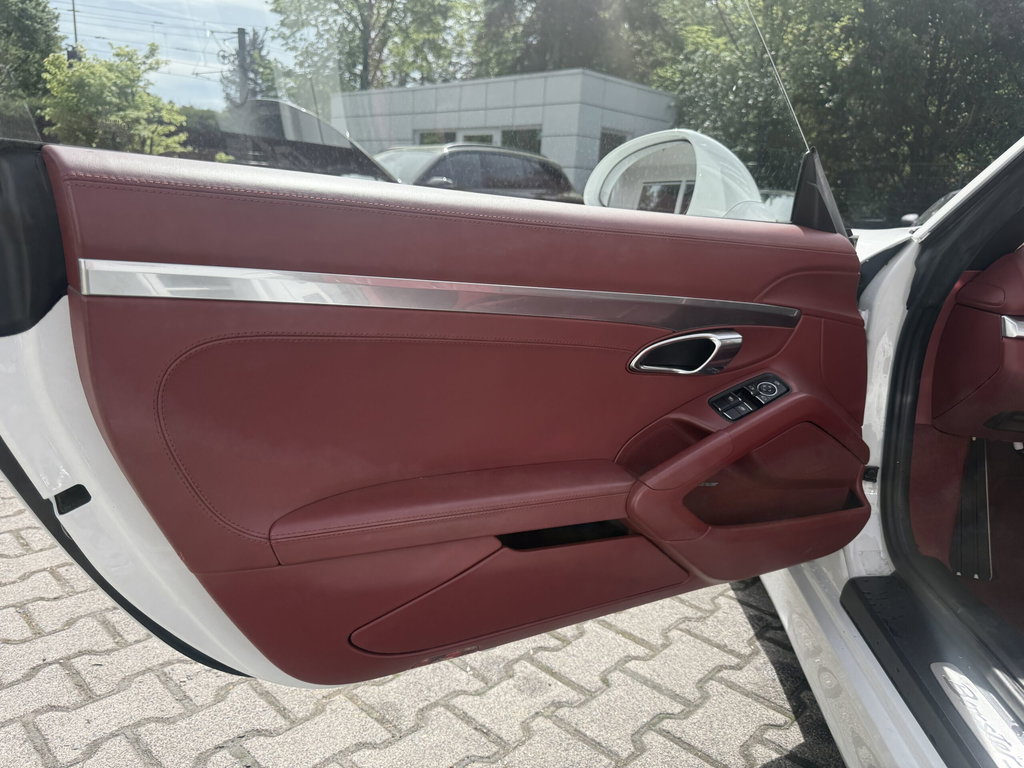 Porsche 981 Boxster S