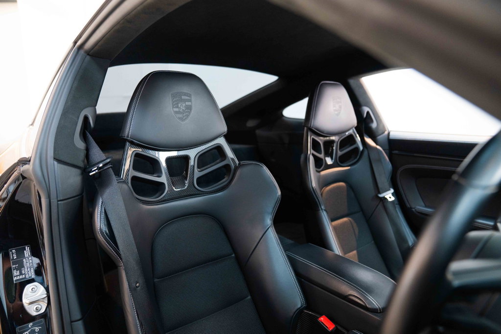 Porsche 992 GT3 Touring