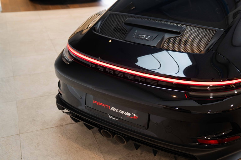 Porsche 992 GT3 Touring