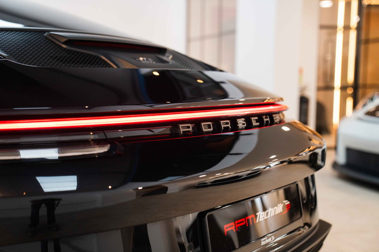 Porsche 992 GT3 Touring