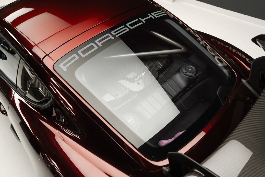 Porsche 718 Cayman GT4 RS