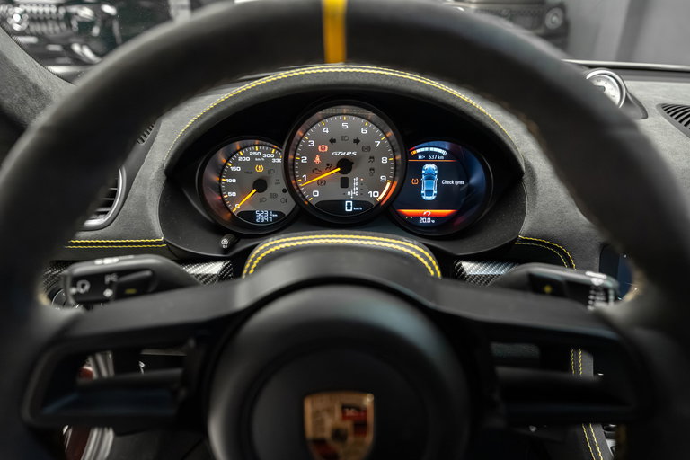 Porsche 718 Cayman GT4 RS