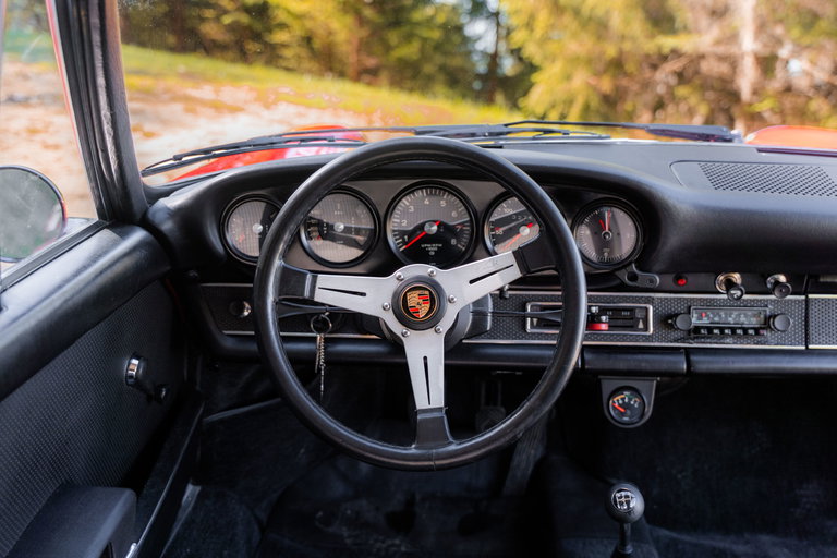 Porsche 911 E