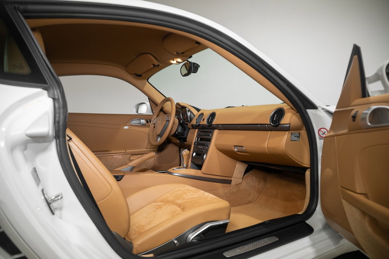 Porsche 987 Cayman