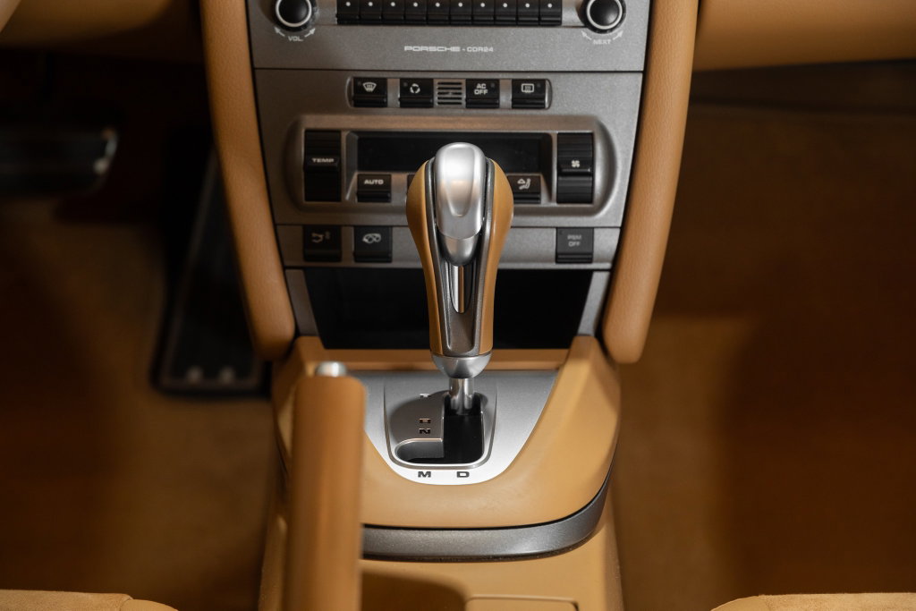 Porsche 987 Cayman
