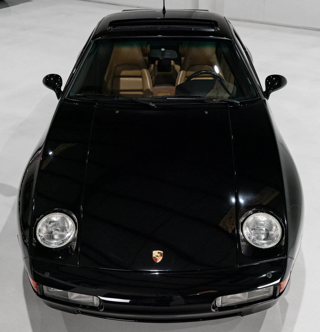 Porsche 928 GTS