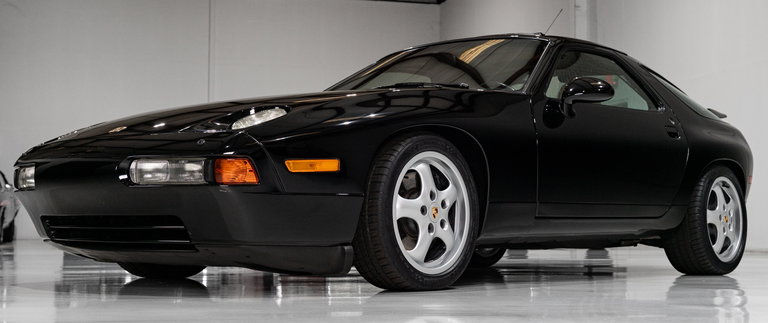 Porsche 928 GTS