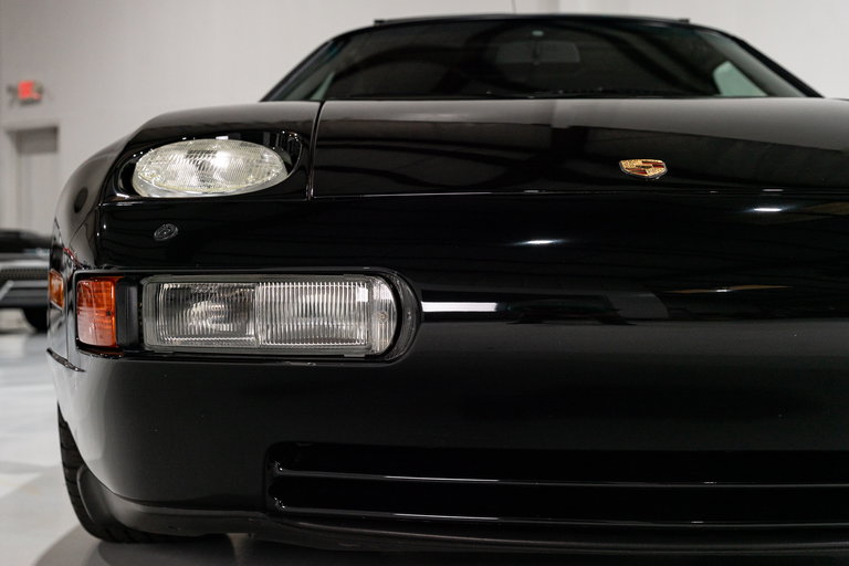 Porsche 928 GTS