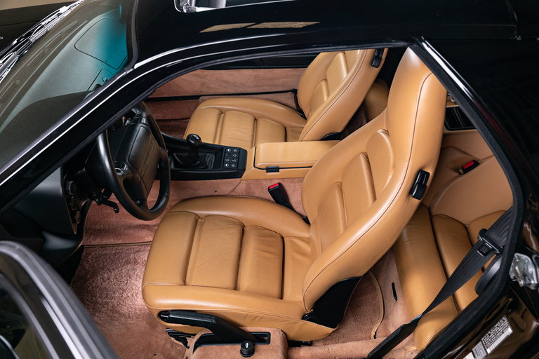 Porsche 928 GTS