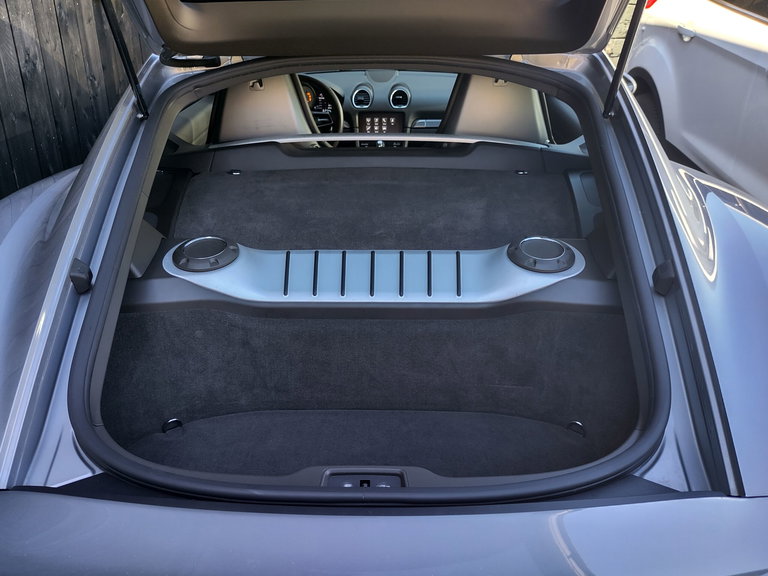 Porsche 718 Cayman