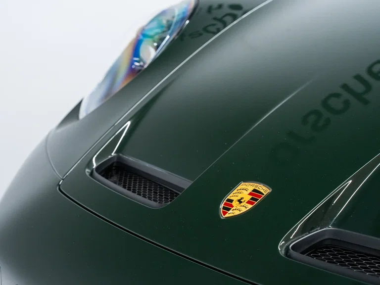 Porsche 992 GT3 Touring