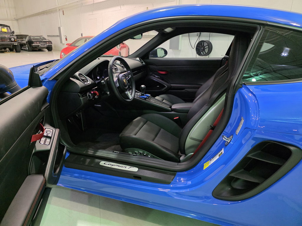 Porsche 718 Cayman