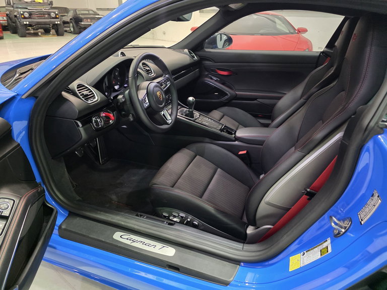 Porsche 718 Cayman