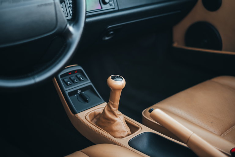 Porsche 964 Carrera 2 Cabrio WTL