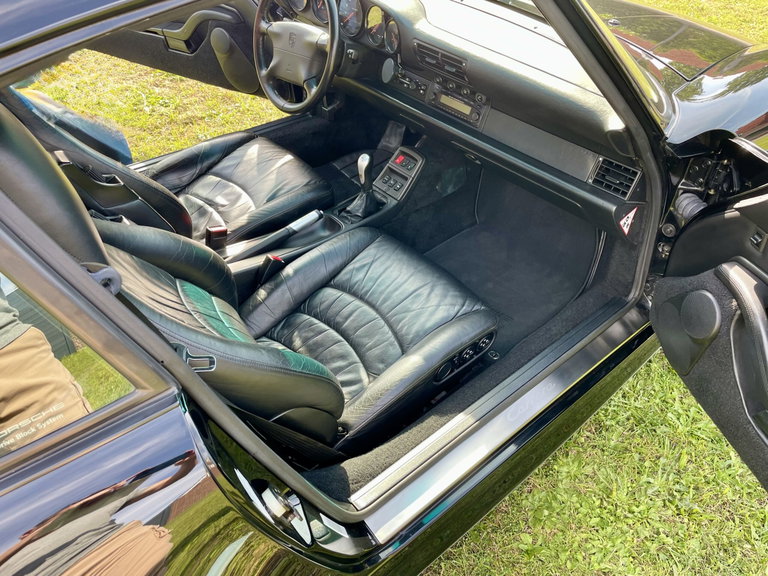 Porsche 993 Carrera 4S
