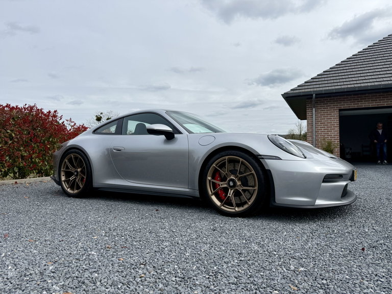Porsche 992 GT3 Touring
