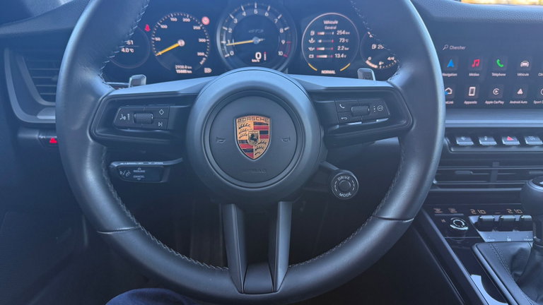 Porsche 992 GT3 Touring