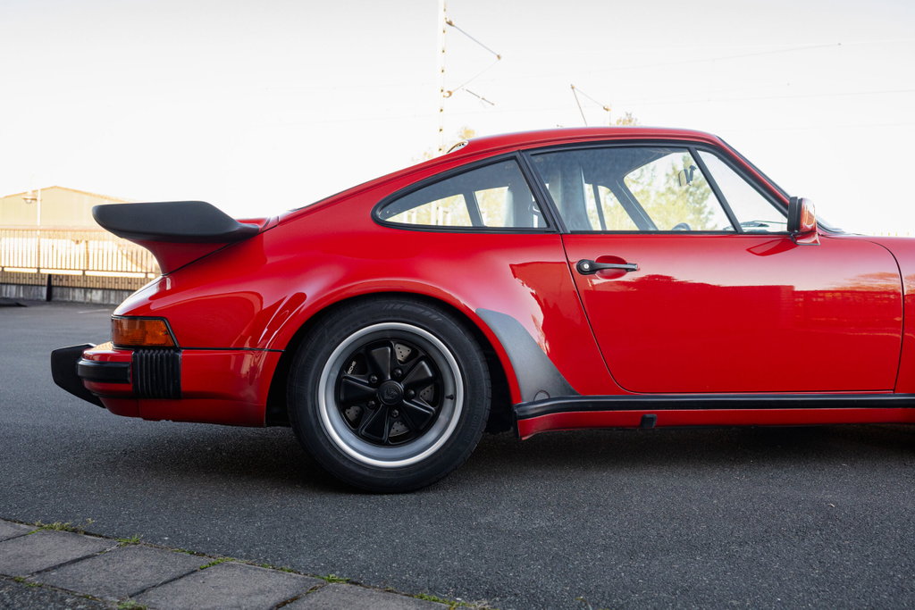 Porsche 911 Carrera 3.2 WTL
