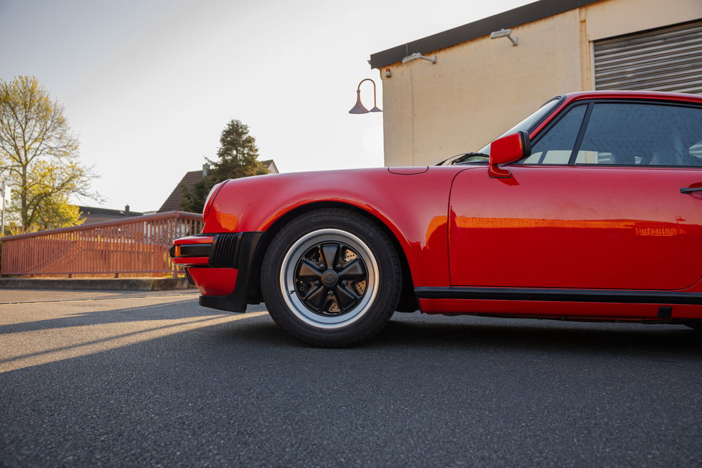 Porsche 911 Carrera 3.2 WTL