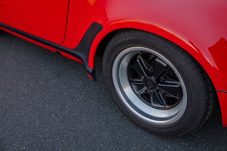 Porsche 911 Carrera 3.2 WTL
