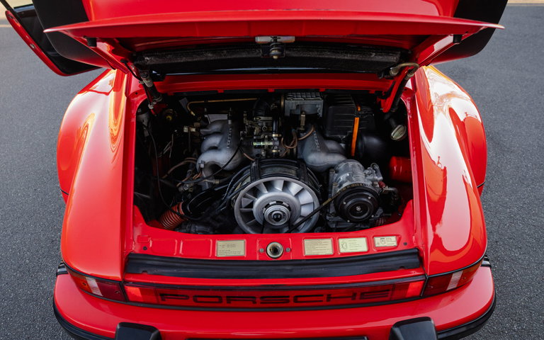 Porsche 911 Carrera 3.2 WTL