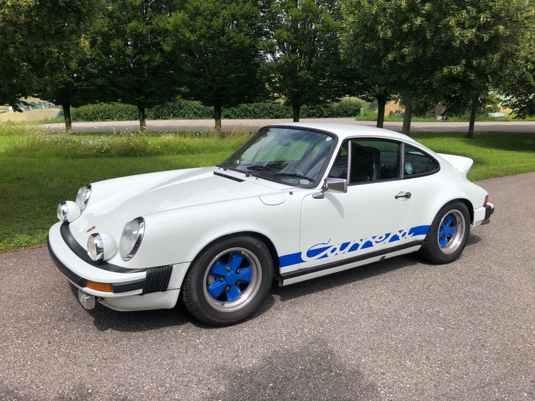 Porsche 911 Carrera