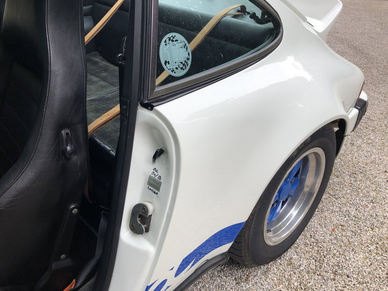 Porsche 911 Carrera (US)
